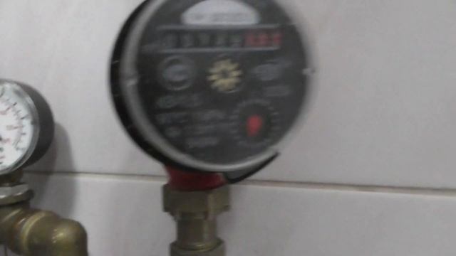 Ответ @VideoSantehnik: Поршневой редуктор бесполезен? смотреть онлайн