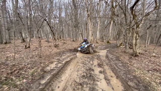 Квадроциклы в горах. Ямаха гризли и Цф мото. Кто круче смотреть онлайн