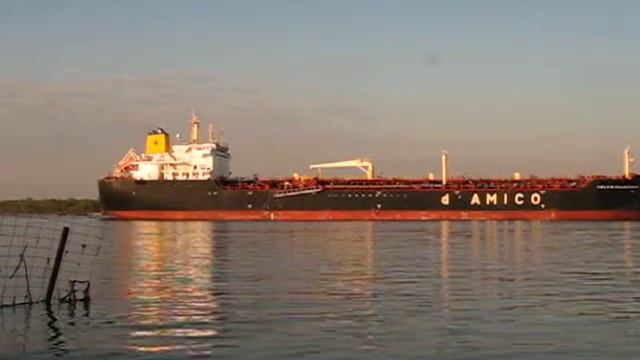 transito en el paraná river смотреть онлайн