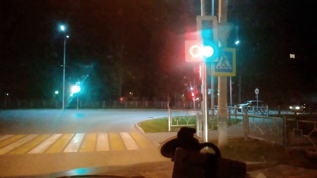 Бердск Лунная Светофор не по ГОСТу