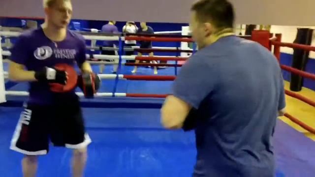 Тренировки по боксу в Санкт-Петербурге на академической смотреть онлайн