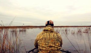 ПРИЕХАЛ НА ОХОТУ А ОЗЕРО ЗАМЁРЗЛО.ОХОТА НА УТКУ С ЧУЧЕЛАМИ.