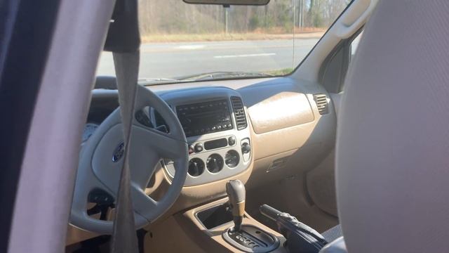2005 Ford Escape XLT- 4WD!!! смотреть онлайн