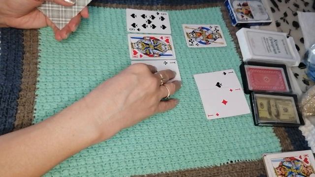 Гадание, на любовный треугольник. Сделает ли он выбор?! смотреть онлайн