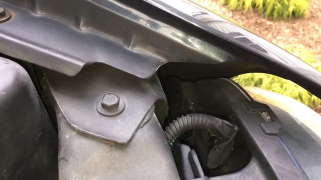 How To Replace Side Marker Bulbs - Chevy Trailblazer (Andy’s Garage: Episode - 242) смотреть онлайн