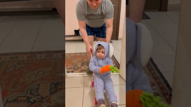 Что Ника нашла у бабушки дома?? смотреть онлайн