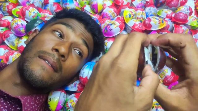 New -200 Coloerd Glitter Kinder Surprise Toys Opening A Lot Of Kinder Joy Chocolate ASMR смотреть онлайн
