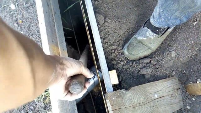 Заливка фундамента под забор и спасение ёжика. смотреть онлайн