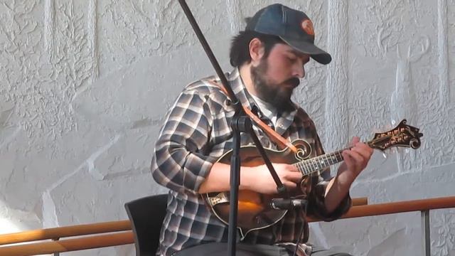 "Billy in the Lowground" ~ James Eggers @ Appalachian State Old=Time Fiddlers Convention смотреть онлайн