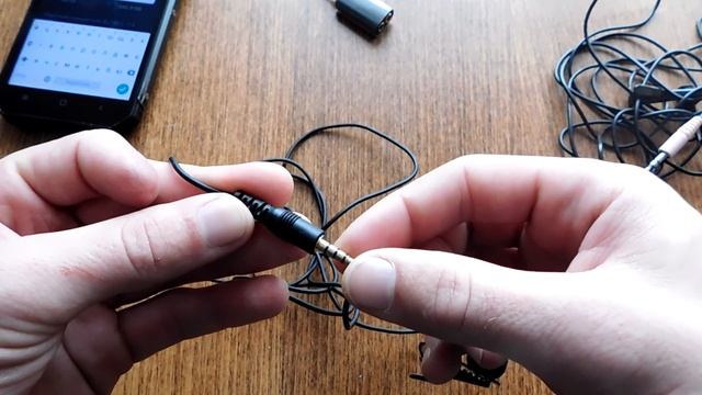 Как подключить петличку к телефону?Не работает петличка на телефоне,что делать? смотреть онлайн