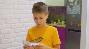 Полина ИСПОРТИЛА проект AMONG US в реальной жизни Почему ей нельзя 3Doodler Start