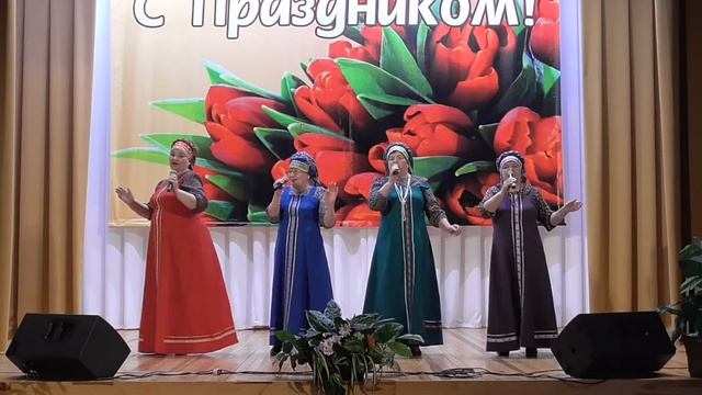 "Эх, на сцену вышли" - женский вокальный ансамбль "Волжанка" смотреть онлайн