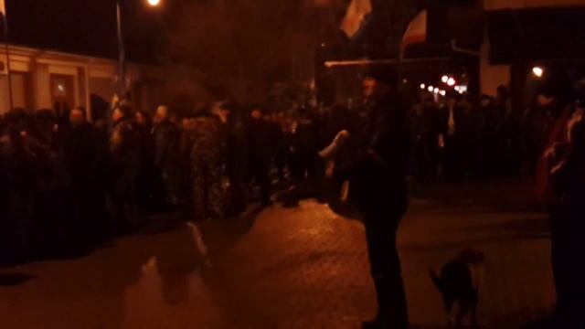 Подготовка к выезд в аэропорт и ЖД вокзал Симферополя смотреть онлайн