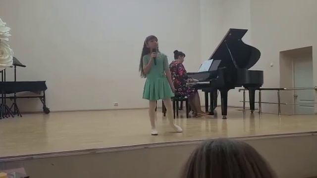 Аня в музыкальной школе отчётное выступление 22.03.2023 смотреть онлайн