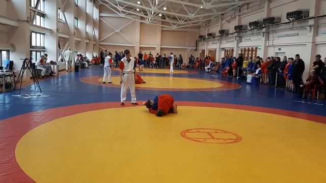 Турнир по самбо, посвящённый дню космонавтики. 1 схватка 54 кг. смотреть онлайн