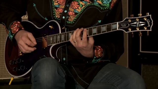 Gibson Custom Shop Les Paul Custom • SN: CS101172 смотреть онлайн