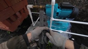 Как установить насосную станцию своими руками для дачи, абиссинская скважина под ключ