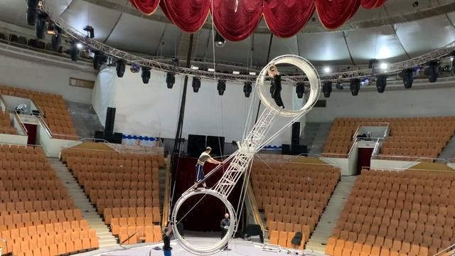 САЛЬТО НА КОЛЕСЕ СМЕРТИ