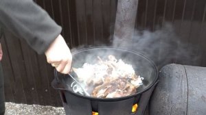 Рецепт. Заяц с овощами в казане на костре.