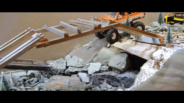 1937 Ford Pickup VS 1980 Chevy Blazer K5 - 1:24 Scale DIECAST RC Crawlers (ROUND 1 Of 3)