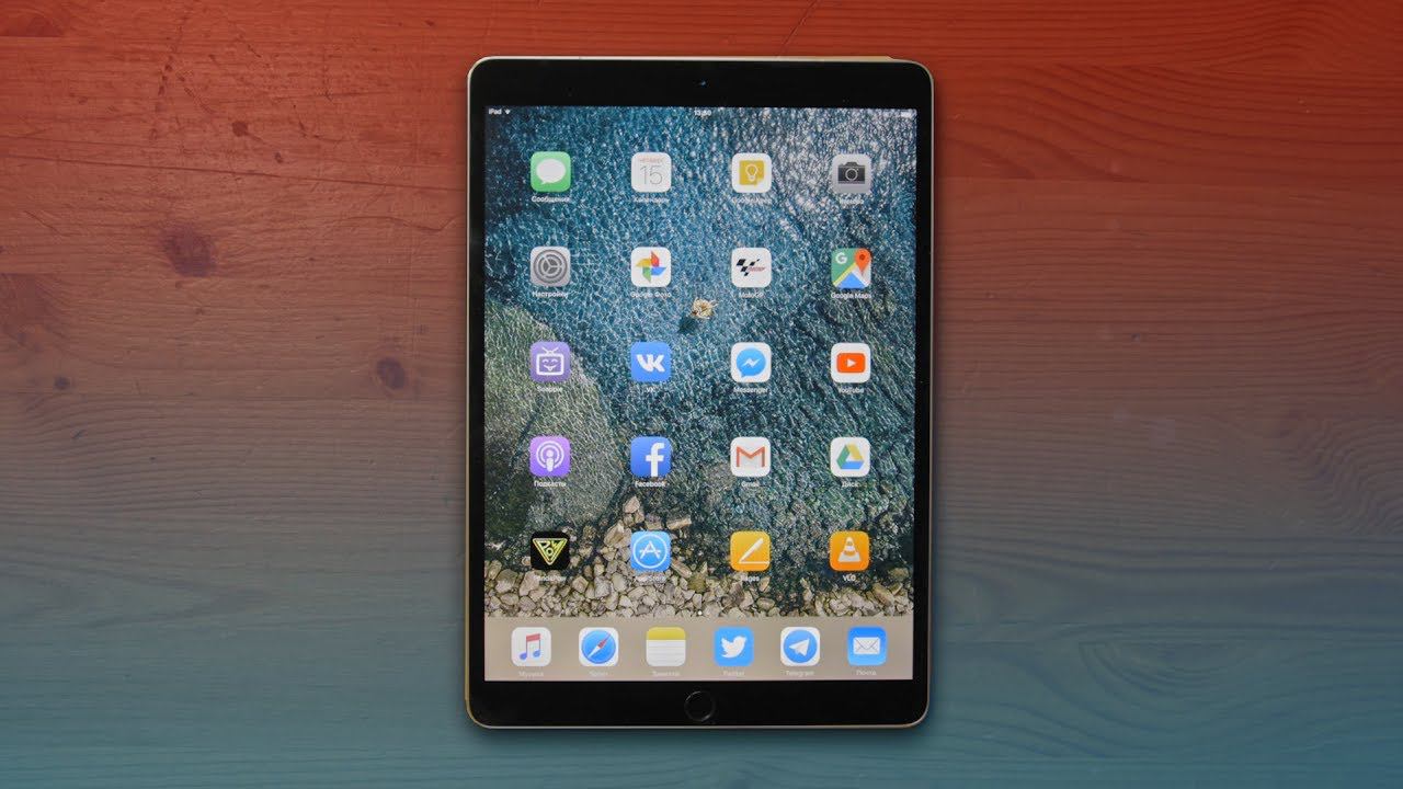 Обзор iPad Pro 10.5. Новый формат смотреть онлайн