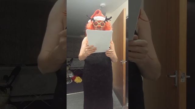 Stephanie Dawson Sings "Ho Ho F---ing Ho" смотреть онлайн