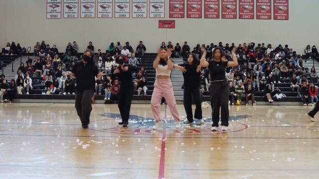 [CHS FLYHIGH] Money (Coachella Ver.) K-pop School Performance смотреть онлайн