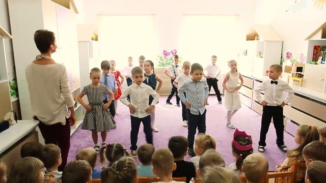 15 ЛЕТ РАСТЕМ ВМЕСТЕ! смотреть онлайн