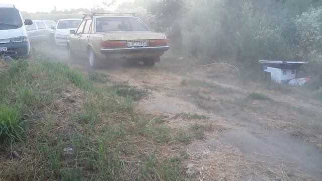 Ford granada 2.0 V6 смотреть онлайн