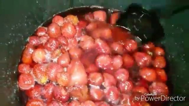 Земляника в сиропе. смотреть онлайн