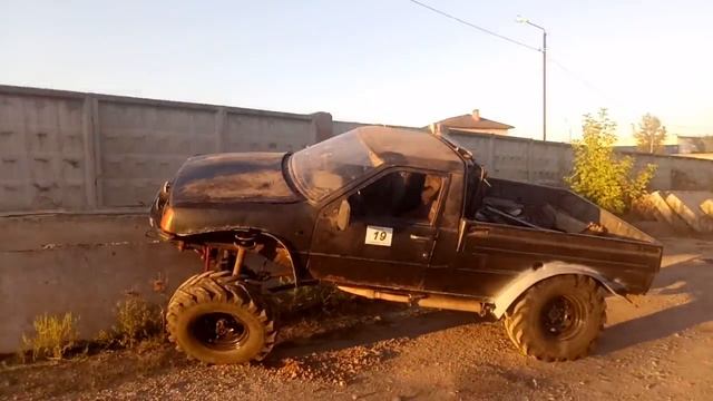 ИЖ 2717 4x4. 2.0л,АКПП,МОСТОВОЙ. смотреть онлайн