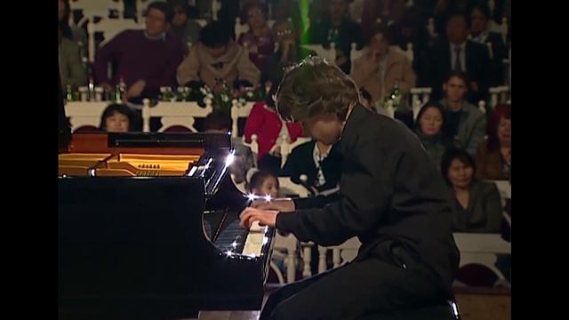 Liszt - Grand etude de Paganini S141 N3 La Campanella / Olexiy Kanke смотреть онлайн