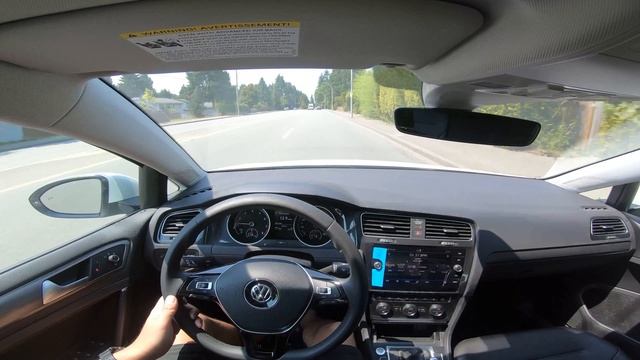 2021 Volkswagen Golf Walkaround & Virtual Test Drive смотреть онлайн