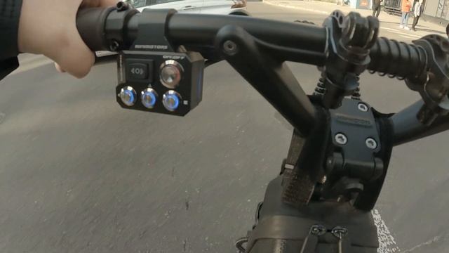 Емоції: Dualtron Victor