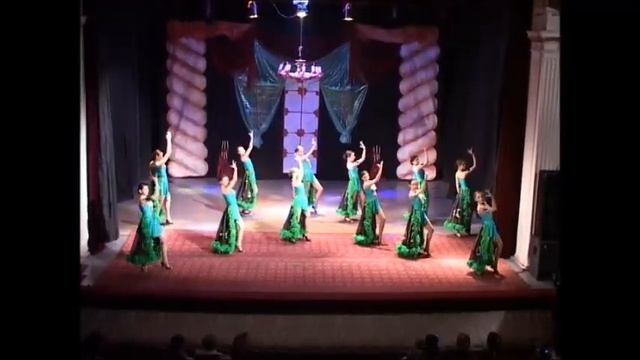 ТАНЕЦ ПАВЛИНОВ смотреть онлайн