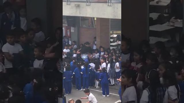 Colegio Rodrigo de Triana sede B смотреть онлайн