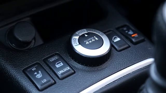 Nissan X-Trail 2.0 dCi Tekna 5dr смотреть онлайн