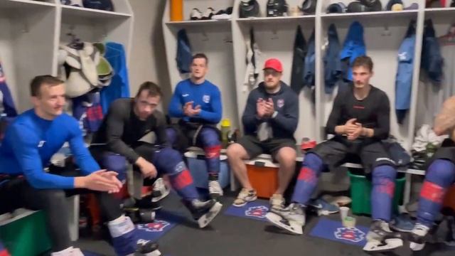 Победная раздевалка ХК «Брест» после матча с «Шахтером» смотреть онлайн