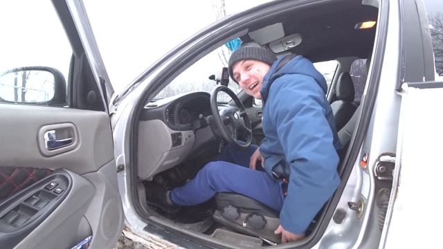 Авто за 100-200к Nissan Almera н16 хэтчбэк в 2022г. смотреть онлайн