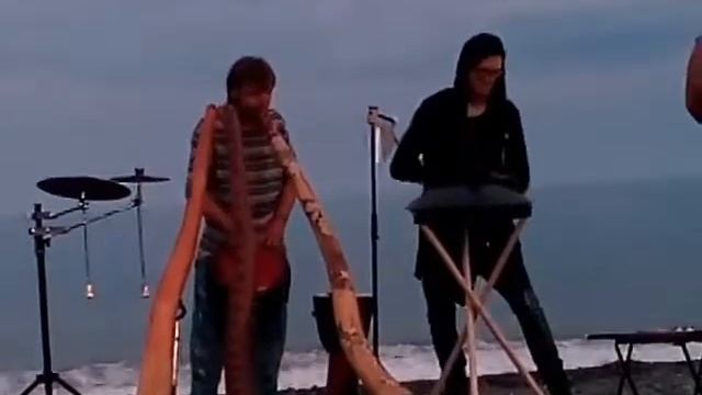 Крым Йога тур в Канаке пляжные музыканты смотреть онлайн