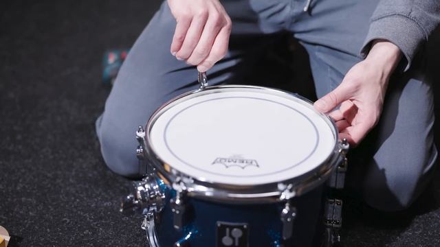Questlove - Hip Hop Legend & The Rhythm Master Of The Roots | Recreating Iconic Drum Sounds смотреть онлайн