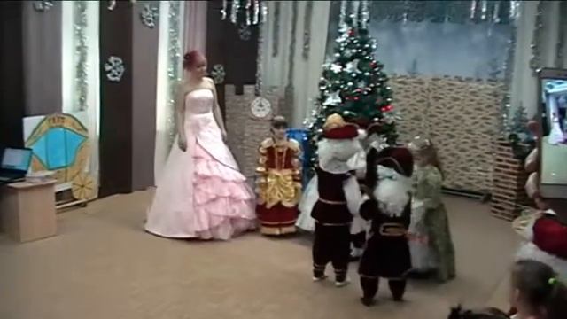 Новогодний спектакль "Золушка" смотреть онлайн