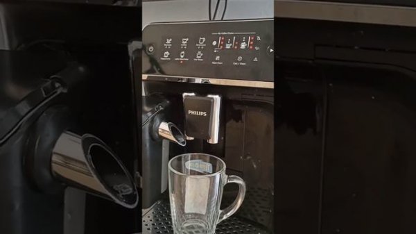 Автоматическая #кофемашина #Philips LatteGo EP3246/70