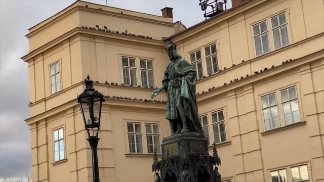 Мостова Вежа біля Карлового Мосту в місті #Прага смотреть онлайн