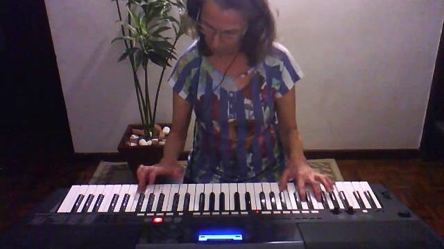 My composition 66 on my YAMAHA PSR E433 смотреть онлайн