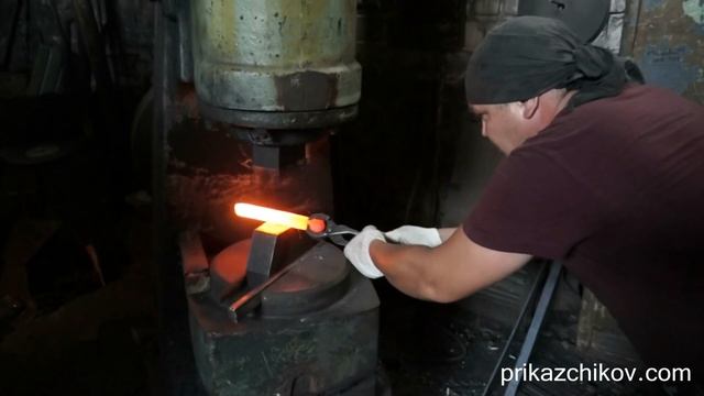 Как куется булатная сталь тигельной плавки #1. (wootz steel) смотреть онлайн
