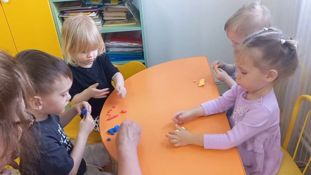 Молодёжная (младшая группа). Лепка смотреть онлайн