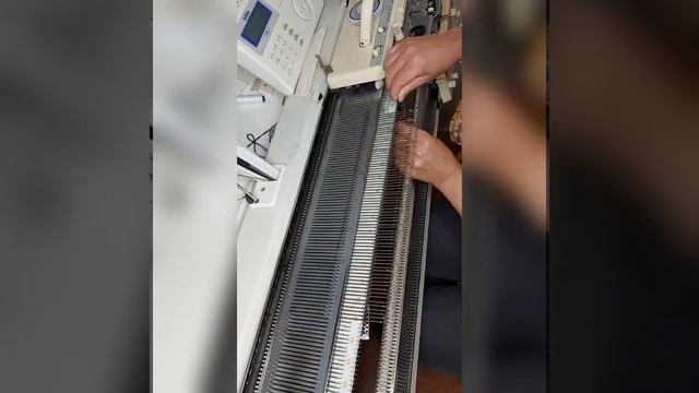 Вязаные спортивные брюки часть 4 смотреть онлайн