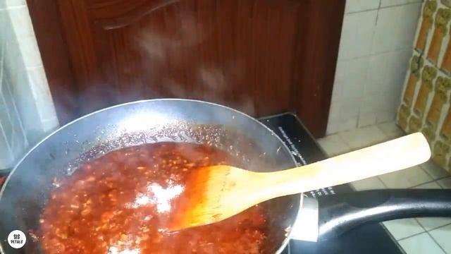 Schezwan Fried Rice //Sauce/chinese recipe/ ഷെസ്വാൻ സോസും ഫ്രൈഡ് റൈസും/Sis petals. смотреть онлайн