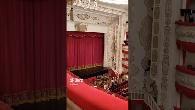 Театр оперы и балета в центре Казани